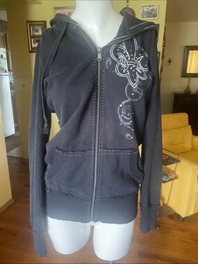 Vanity Y2K Fluer-de-lis Black Zip-Up Hoodie with Stud and Bling Embellishment